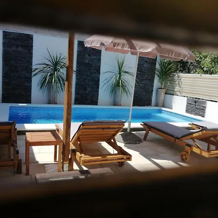 Rustica Mit Exklusiver Nutzung Des Pool By Interhome 자다르