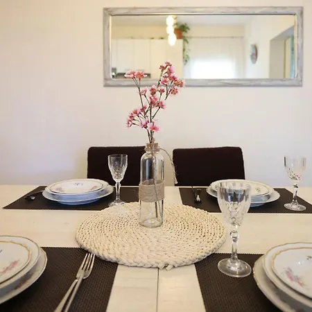 Rustica Mit Exklusiver Nutzung Des Pool By Interhome 자다르
