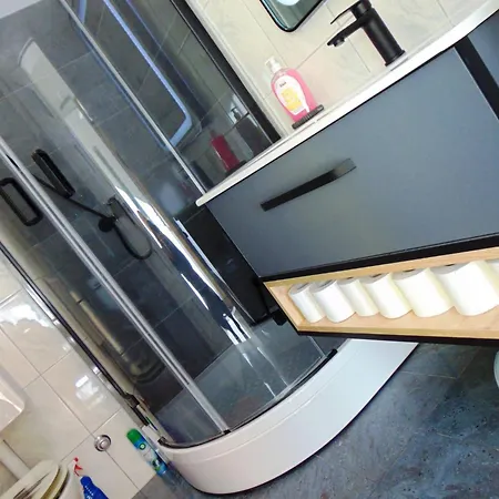 아파트 Rustica Mit Exklusiver Nutzung Des Pool By Interhome 자다르